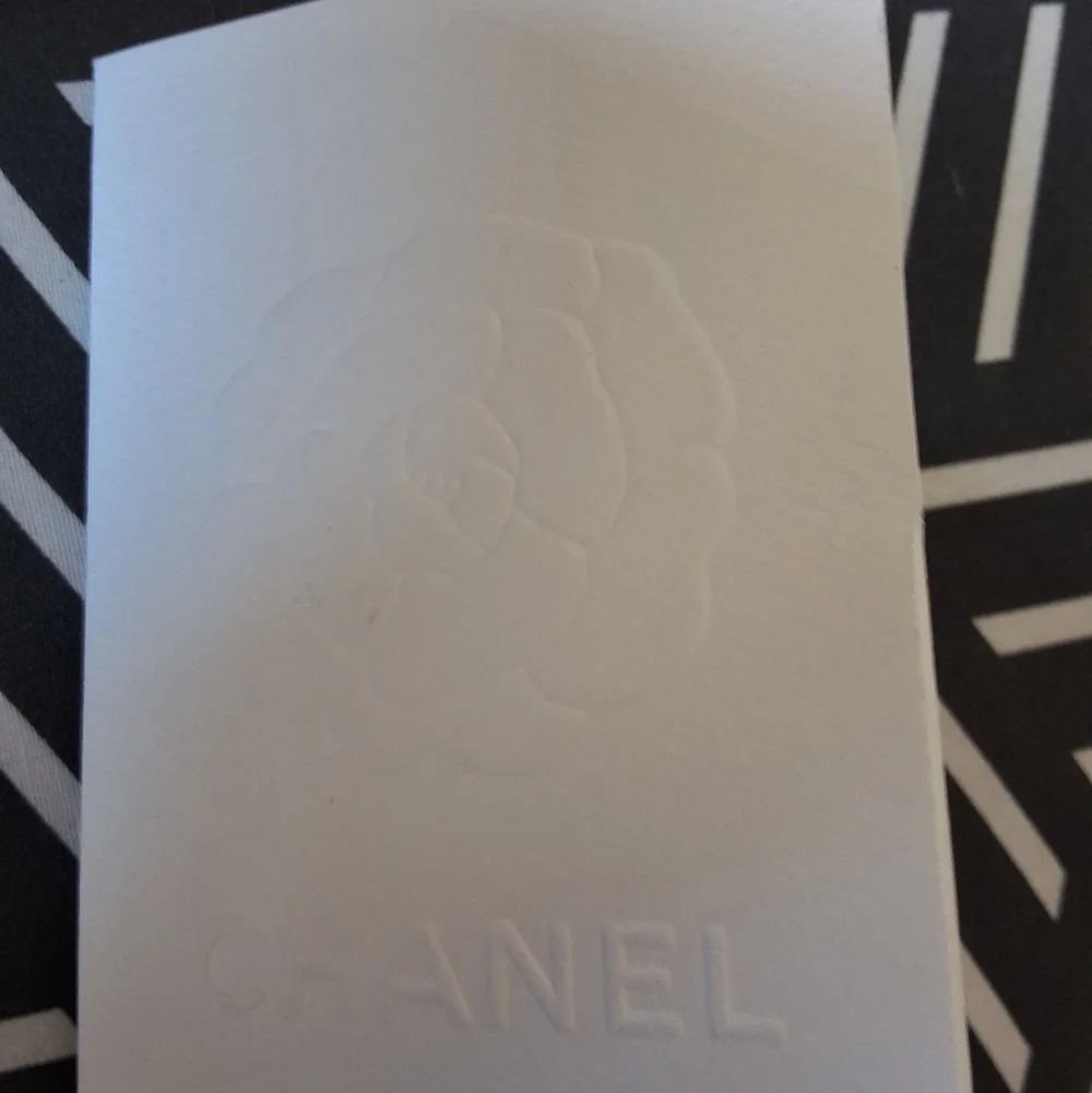 CHANEL Clear glitter shimmer Round Frame Sunglasses with Gray Lenses - Picture 8 of 11